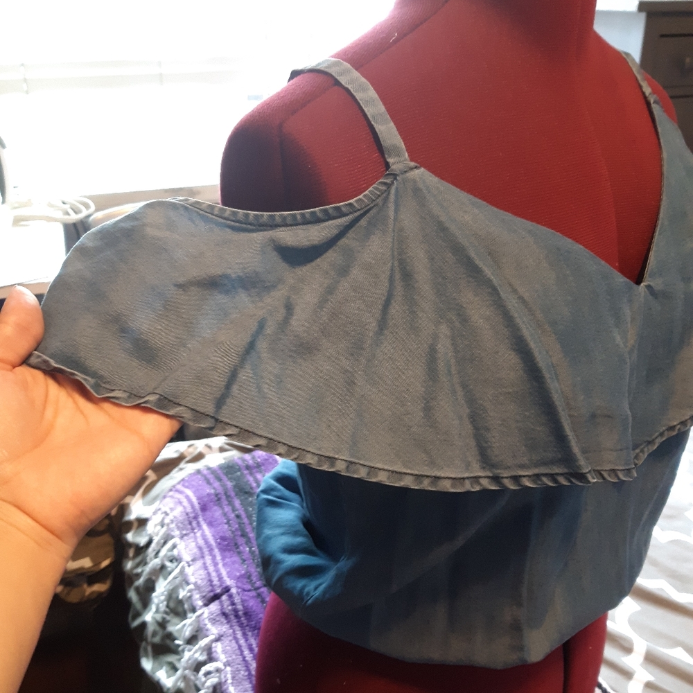 Bebe top - Picture 2 of 3